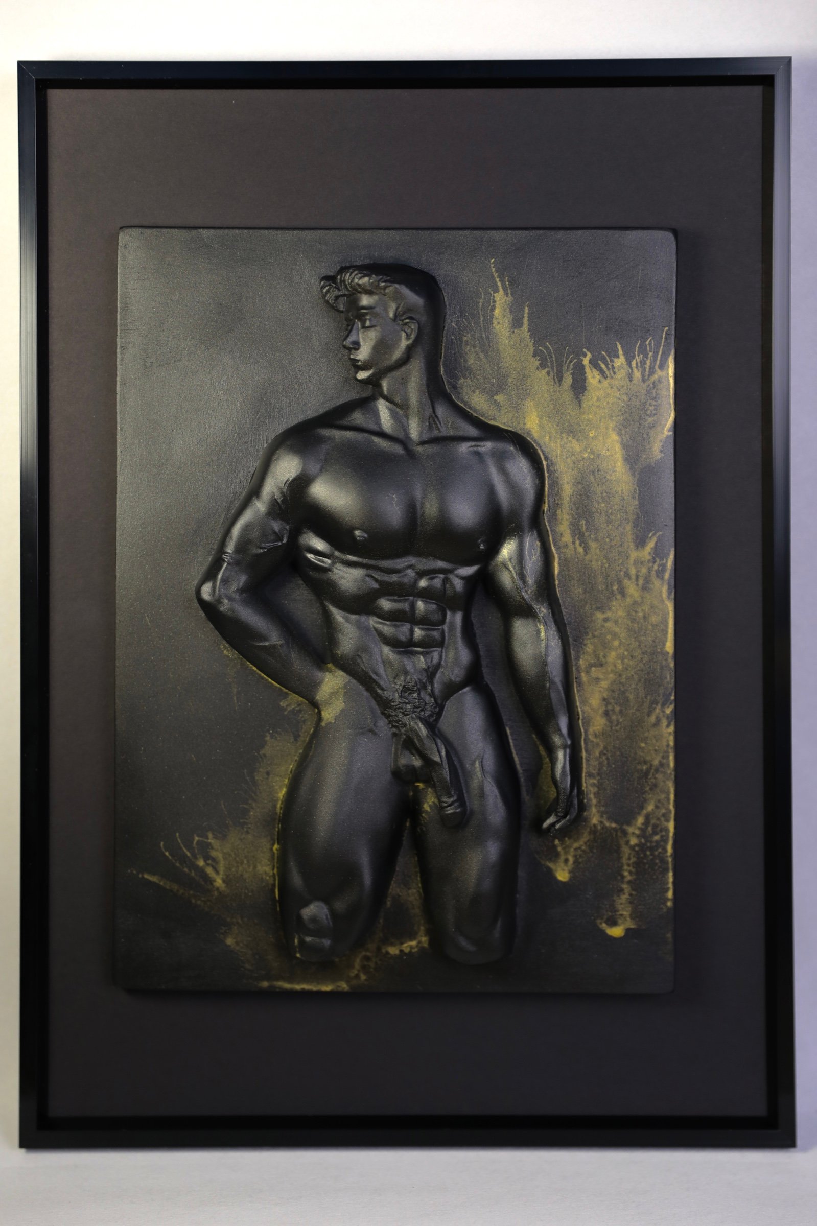 Detail view of Quiet Dominion Gold Splash resin sculpture