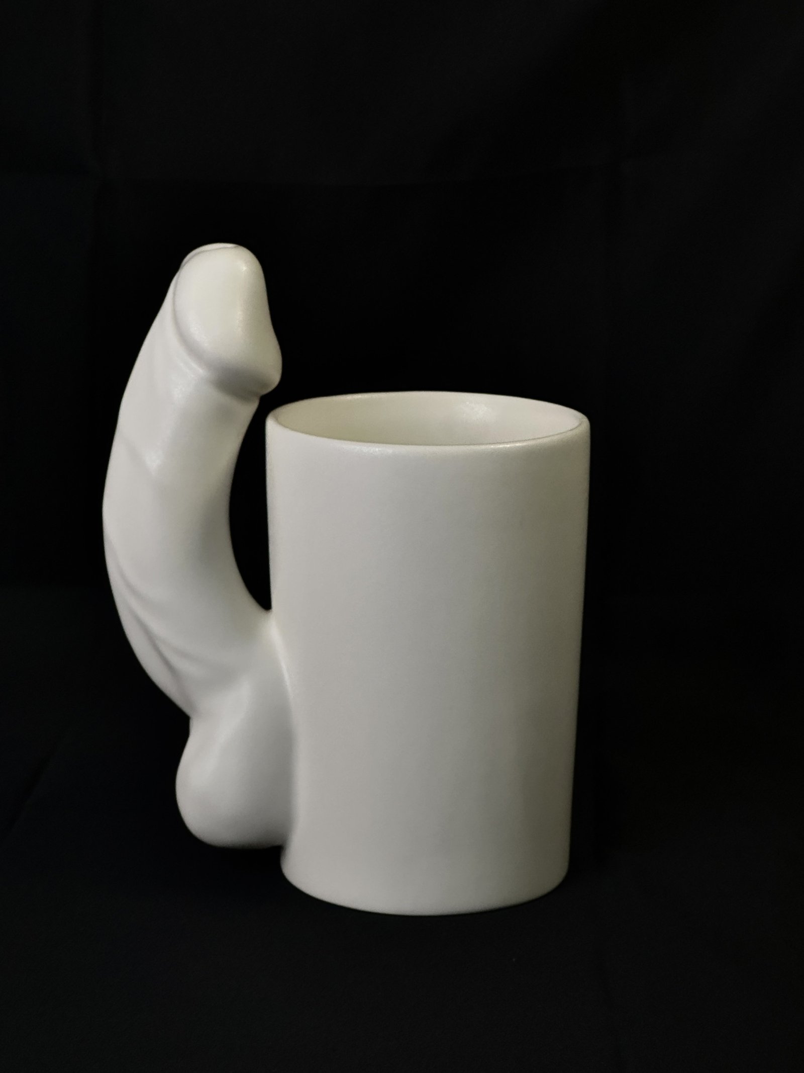 Take Hold White ceramic sculpture by MASOMA